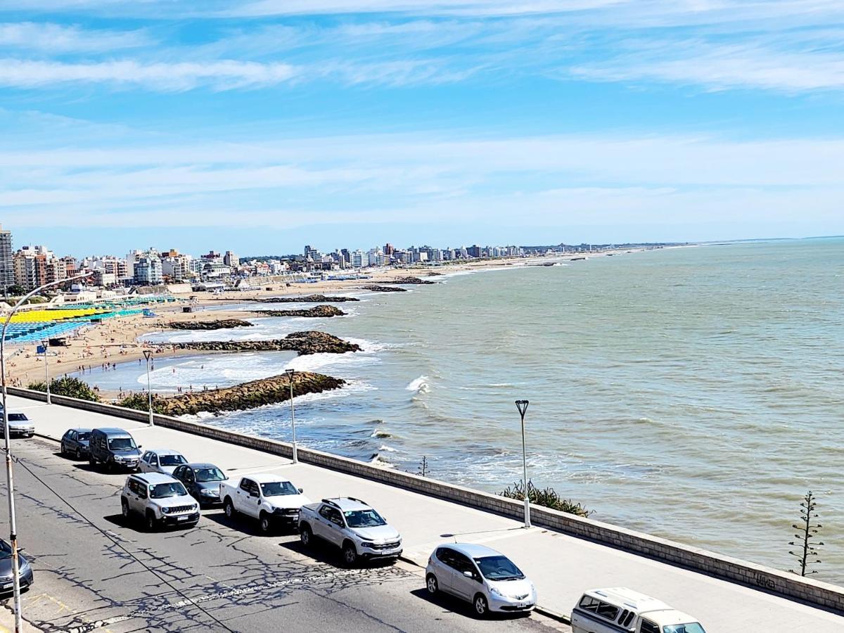 Departamento Frente Al Mar La Perla Con Cochera Apartment Mar del Plata